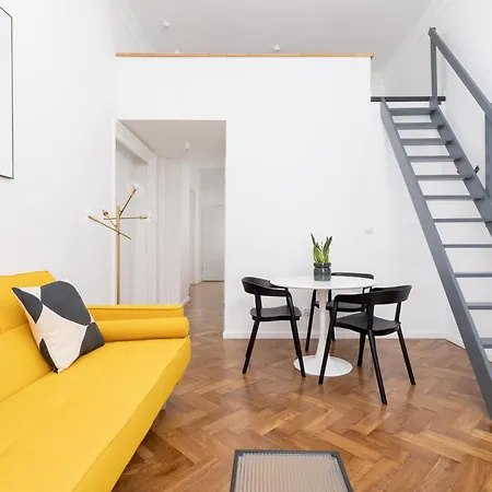 Burnt Honey Haven-1Br-Wawel Castle & Old Town * Kraków