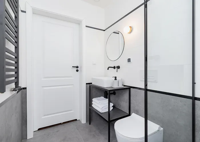 Lägenhet Main Square - Modern - 7 Gertrudy Street