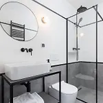 Main Square - Modern - 7 Gertrudy Street Appartement