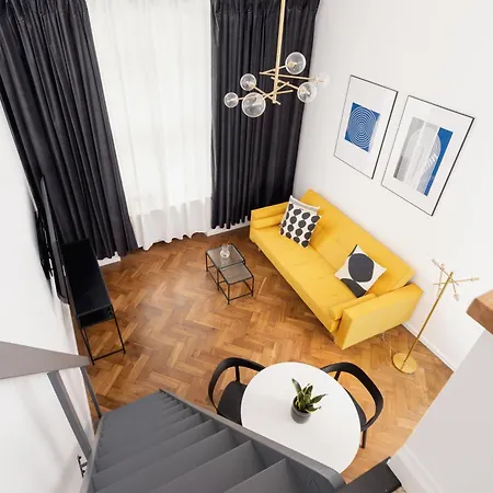 Main Square - Modern - 7 Gertrudy Street Apartman *